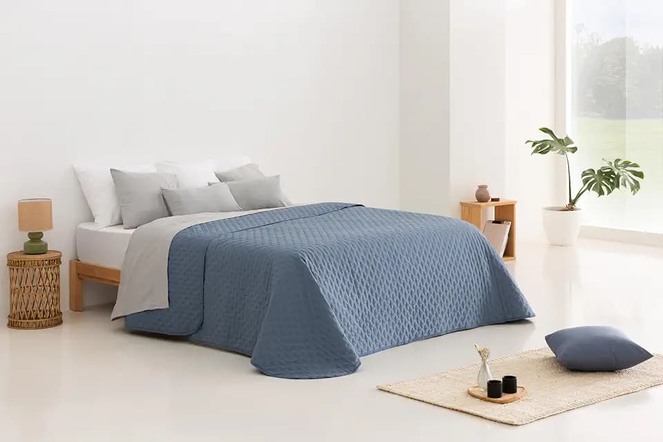 Todocama Feine Tagesdecke mit Stern-Design, für Frühling, Sommer, Herbst und Winter, 100% Mikrofaser, extra weich, Mehrzweck-Bettüberwurf, 80/90-180 x 260 cm, Blaugrau