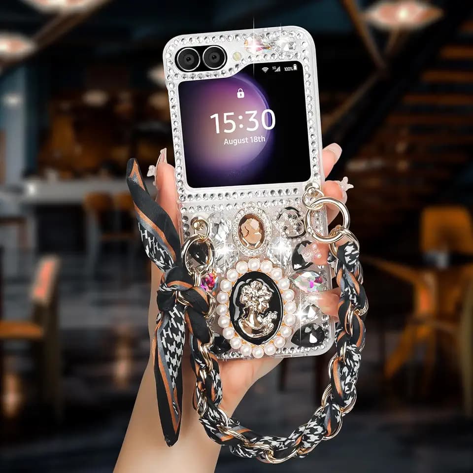 Omio for Galaxy Z Flip 7 Bling Case with Hand Chain Wrist Strap Bracelet Silk Scarf for Girls Women Sparkle Rhinestone Pearl Crystal Glitter Diamond Shockproof Cover for Galaxy Z Flip 7 Black