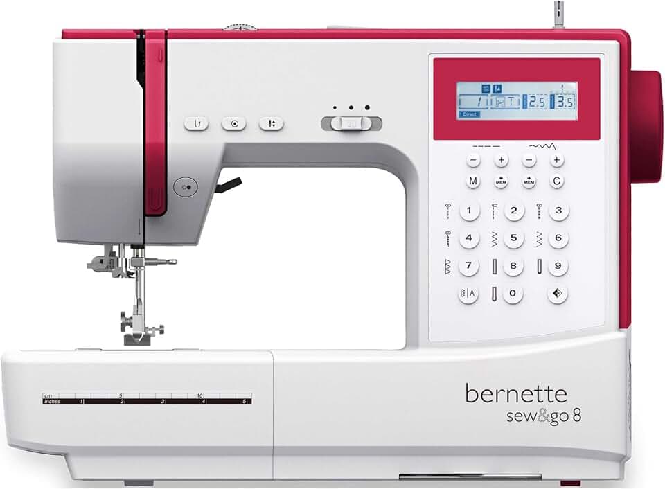 Bernette Sew&GO8 - Computer-Nähmaschine mit 197 Nähprogramme, Freiarm, Multifunktionsdisplay, Nähen, Patchen, Quilten, White/Red