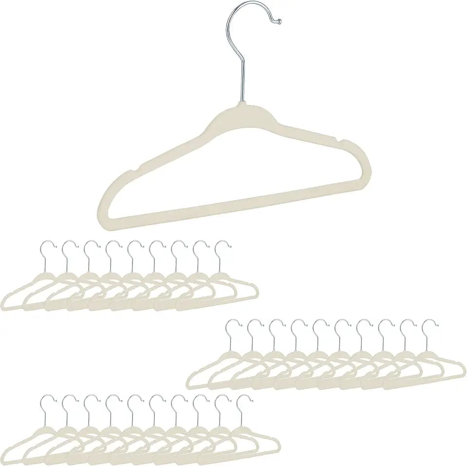 Relaxdays 30er Set Kinderkleiderbügel Samt, rutschfeste Kleiderbügel, beige