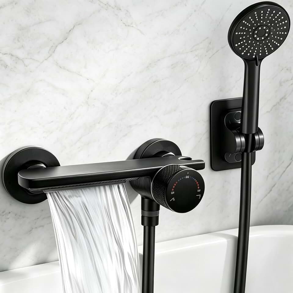 Badewannenarmatur mit Handbrause, Wasserfall Wasserhahn Badewanne, Badewannenarmaturen mit Dusche,1.5m PVC Schlauch und Wandhalterung, Messing Mischbatterie Dusche mit 5 Funktionen, Wannenarmatur