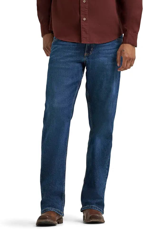 Wrangler Men's Free to Stretch Relaxed Fit Bootcut Jean