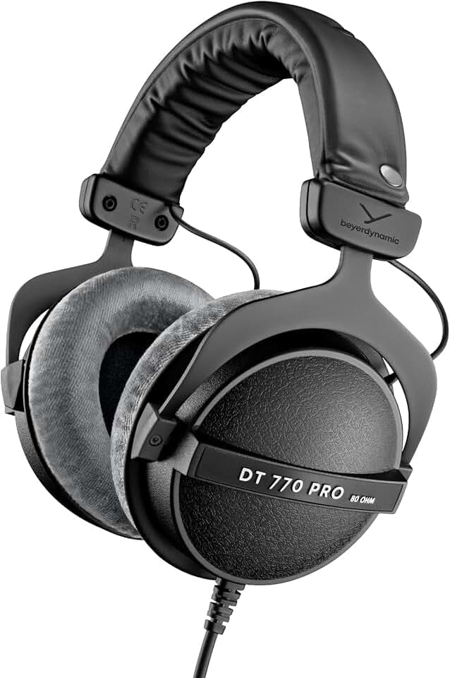 beyerdynamic DT 770 PRO 80 Ohm Over-Ear-Studiokopfhörer. Geschlossene Bauweise, kabelgebunden für professionelles Recording und Monitoring. Handmade in Germany