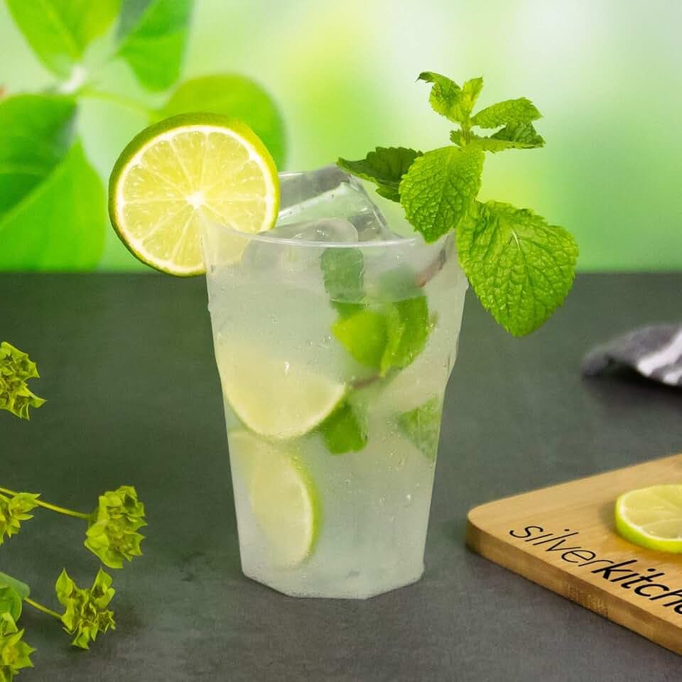 30 Cocktailbecher 300ml - bruchsichere Mehrwegbecher wiederverwendbar Cocktail Becher transparent aus PP Plastik Made In Germany