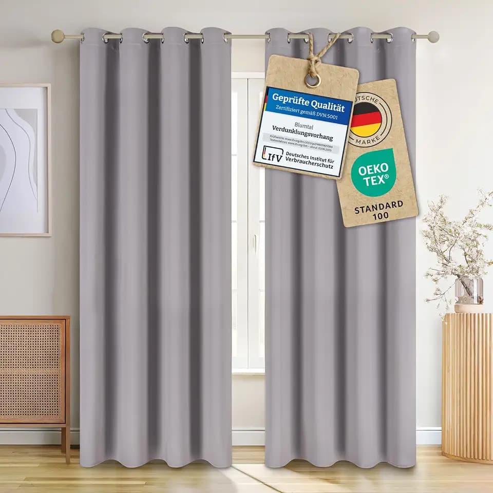 Blumtal Verdunklungsvorhänge 2er Set - Thermovorhang Hitzeschutz - Vorhang Blickdicht mit Ösen - Gardinenschals mit Schlaufen - Thermovorhang - Gardinen 215x132cm - Vorhänge Grau Wohnzimmer - Grau