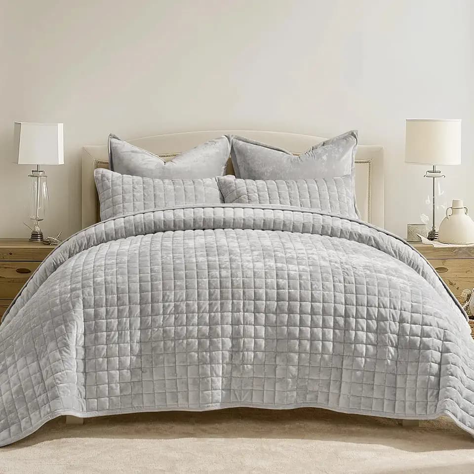 RECYCO Channel Box Stitch Velvet Quilt Set, King Size, Frost Gray