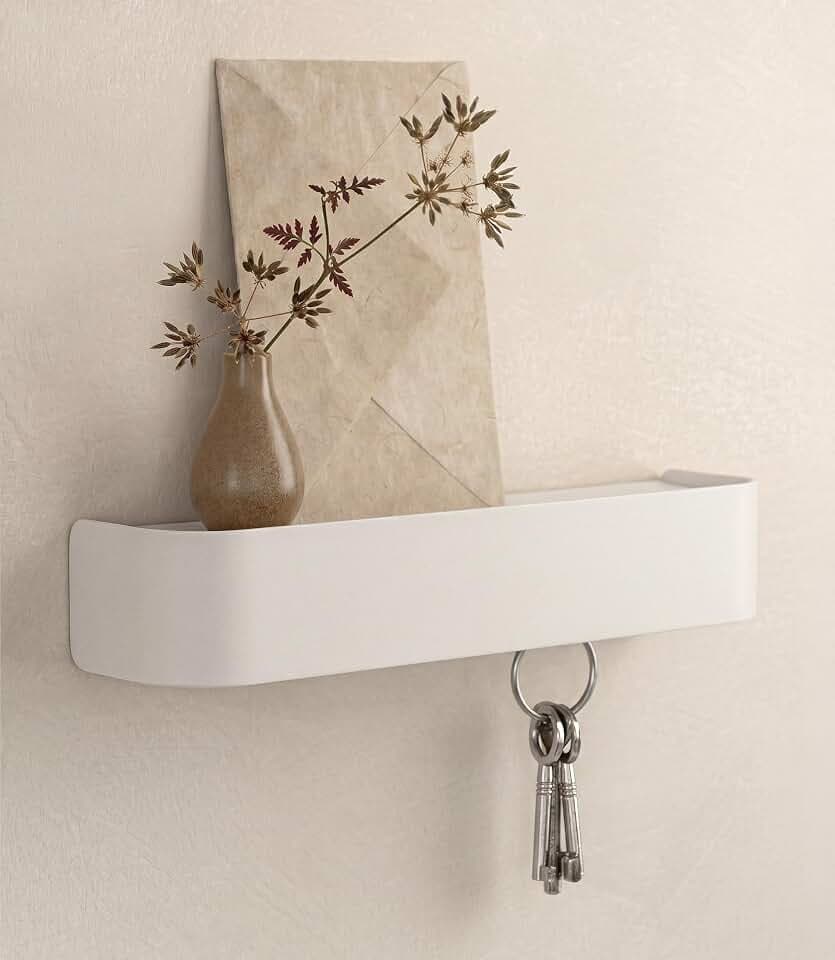 Kazai. Schlüsselbrett 'Tone' | Minimalistisches Schlüsselhaken-Design aus Berlin | Moderner Schlüsselhalter mit Ablage aus Metall | Schlüsselboard als Flur Möbel für die Wand | Weiß