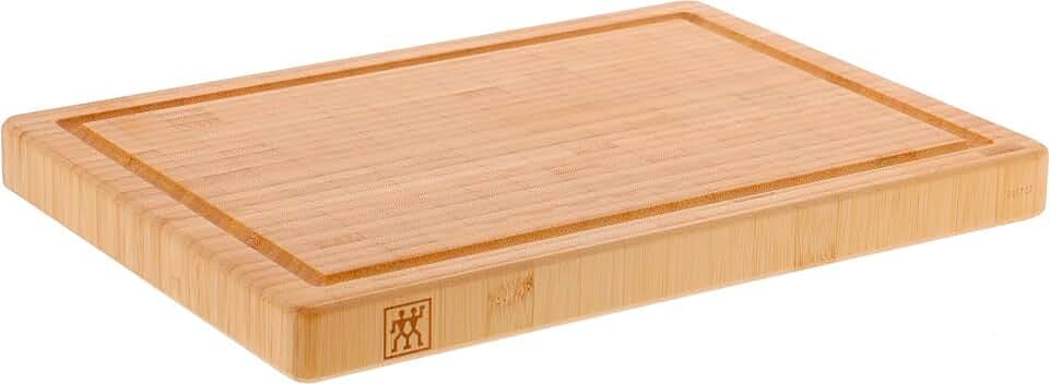 ZWILLING Schneidbrett mit Saftrille, Massives Bambus-Holz, Beidseitig Nutzbar, 42 x 31 x 4 cm, Braun