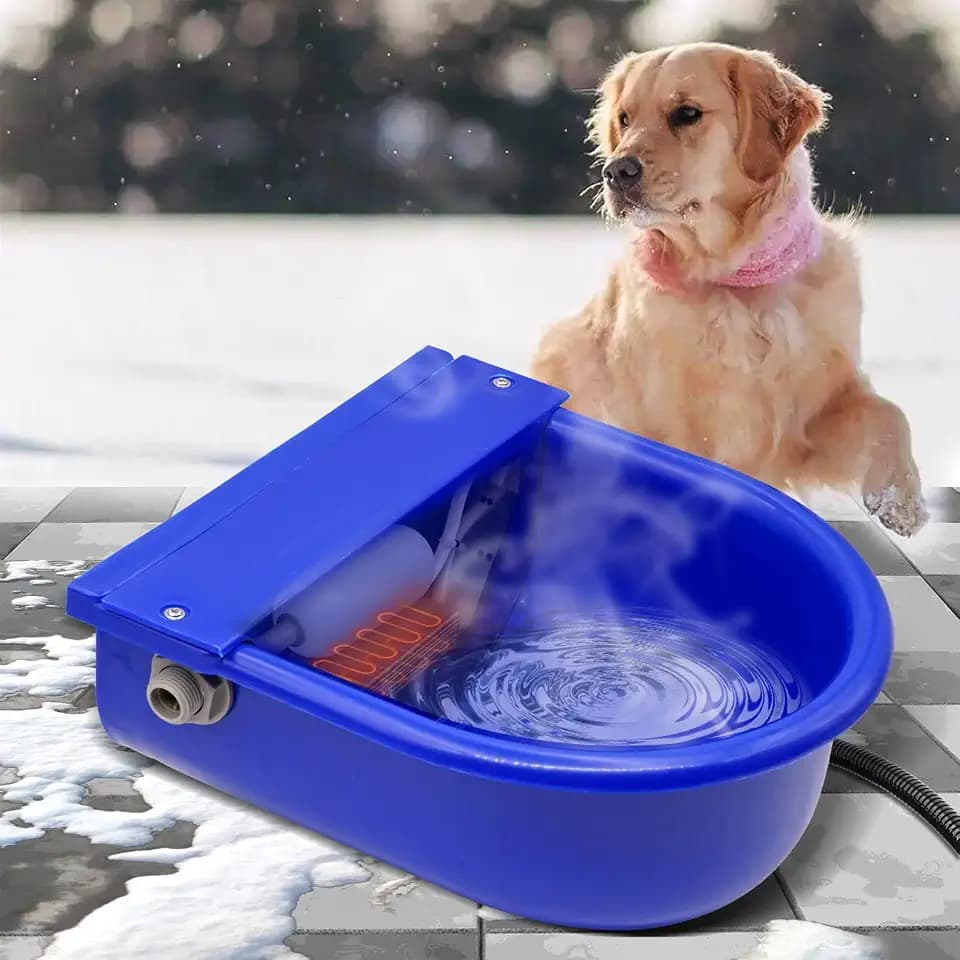 MINYULUA Automatic Heated Dog Water Bowl 2.5L Large Capacity Livestock Waterer Outdoor Pet Thermal-Bowl Drinking Bowls for Dogs Horse Cattle Cow Goat Pig Animal