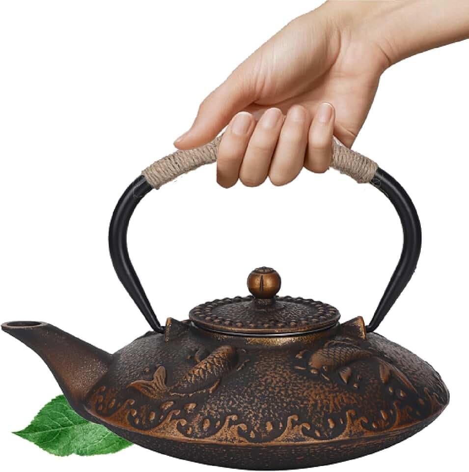 Wasserkocher im japanischen Stil, 0,9 l, Teekanne aus Gusseisen, Koi-Fisch-Muster, Eleganter Teekessel, Wasser-Teekanne mit Deckel zum Sammeln
