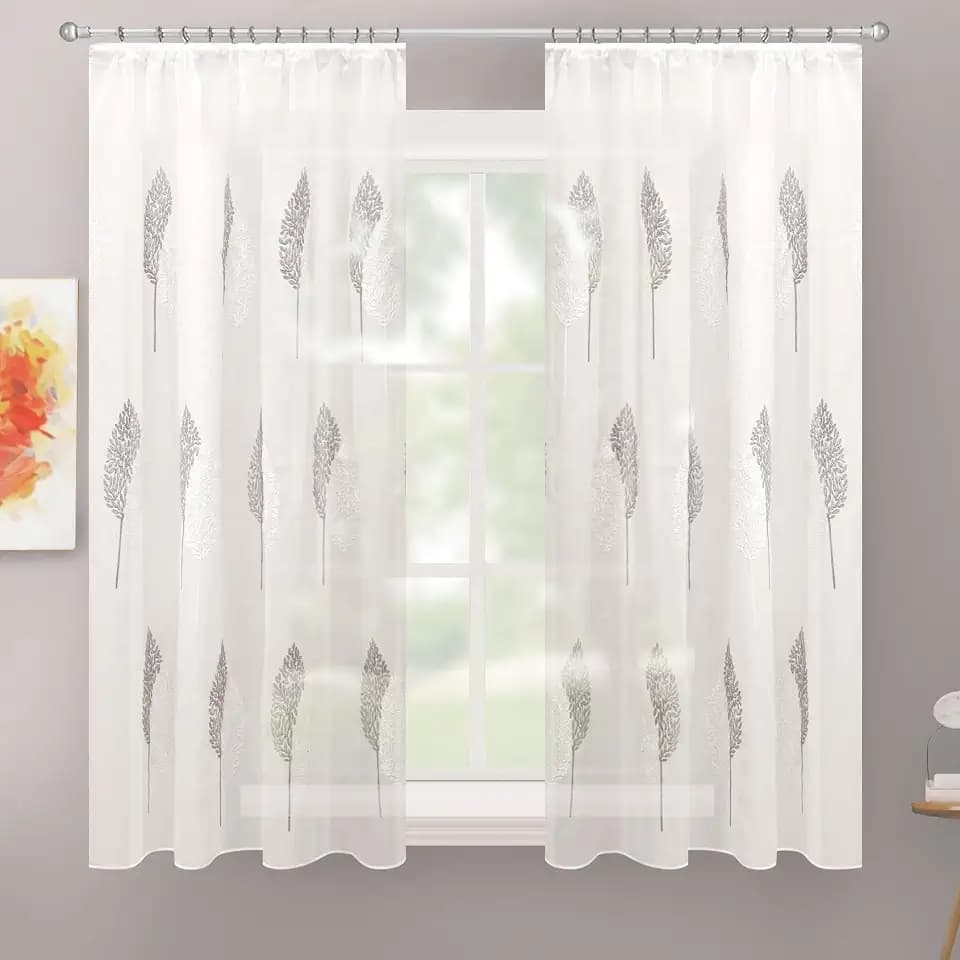 Delindo Lifestyle Gardine mit Kräuselband, 140x145 cm, halbtransparent, Blattmuster in Grau, 2er Set, Weiß