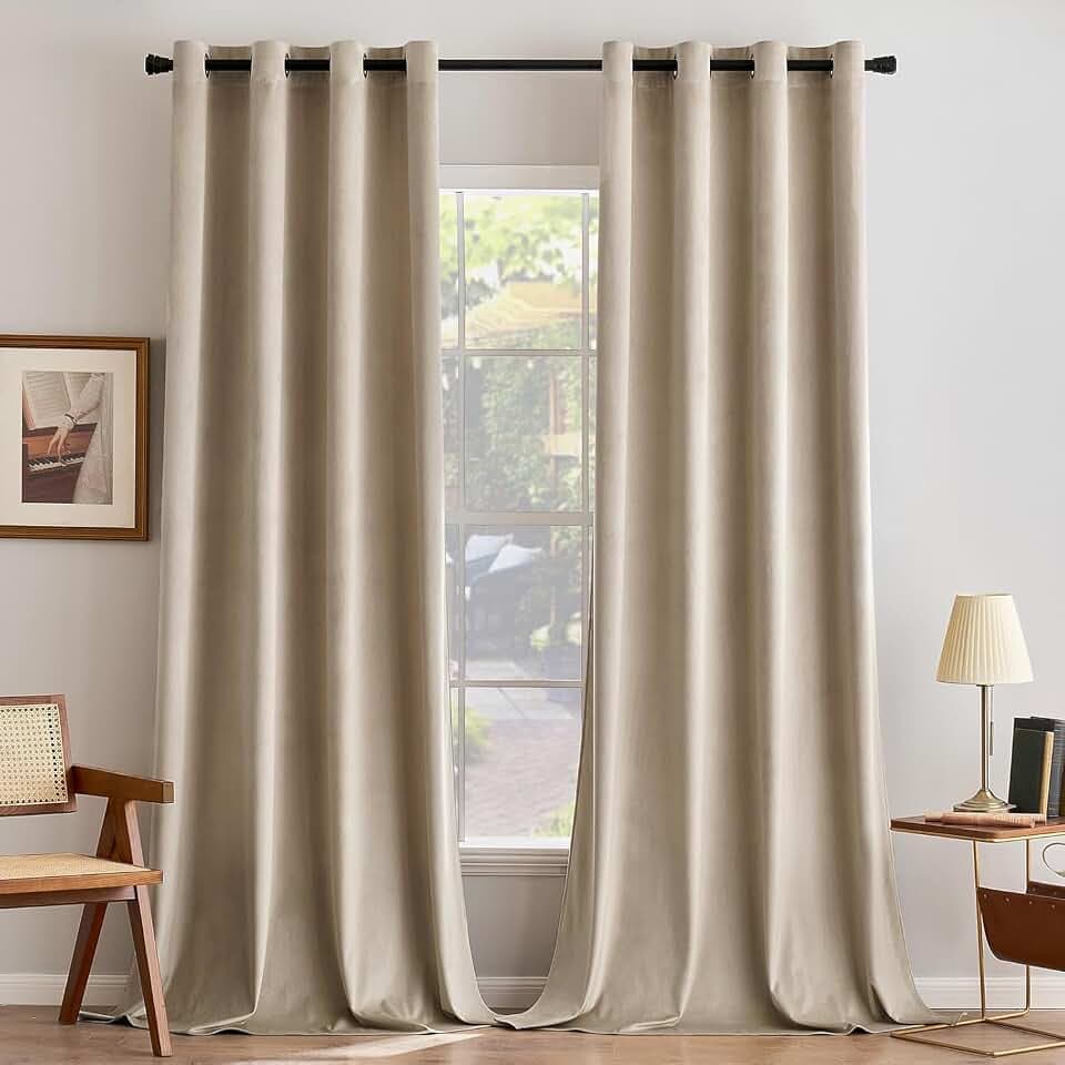 MIULEE Samtvorhang mit Ösen, Vorhänge Blickdicht 140x200 cm Beige, 2er Set