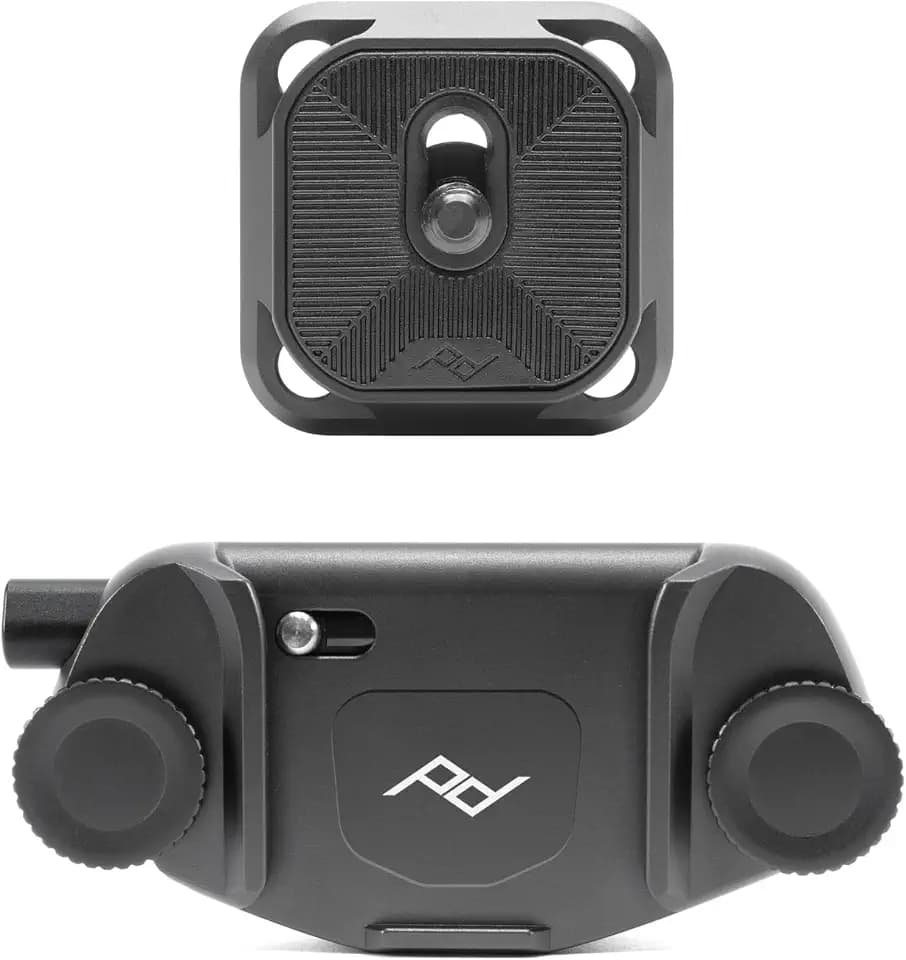 Peak Design Capture Camera Clip V3, Black with Plate, Holds DSLR, Compact and Point and Shoot Bodies, Secure, Stable and Accessible, Attaches to Straps and Belts, Quick Release, 200 lb Capacity
