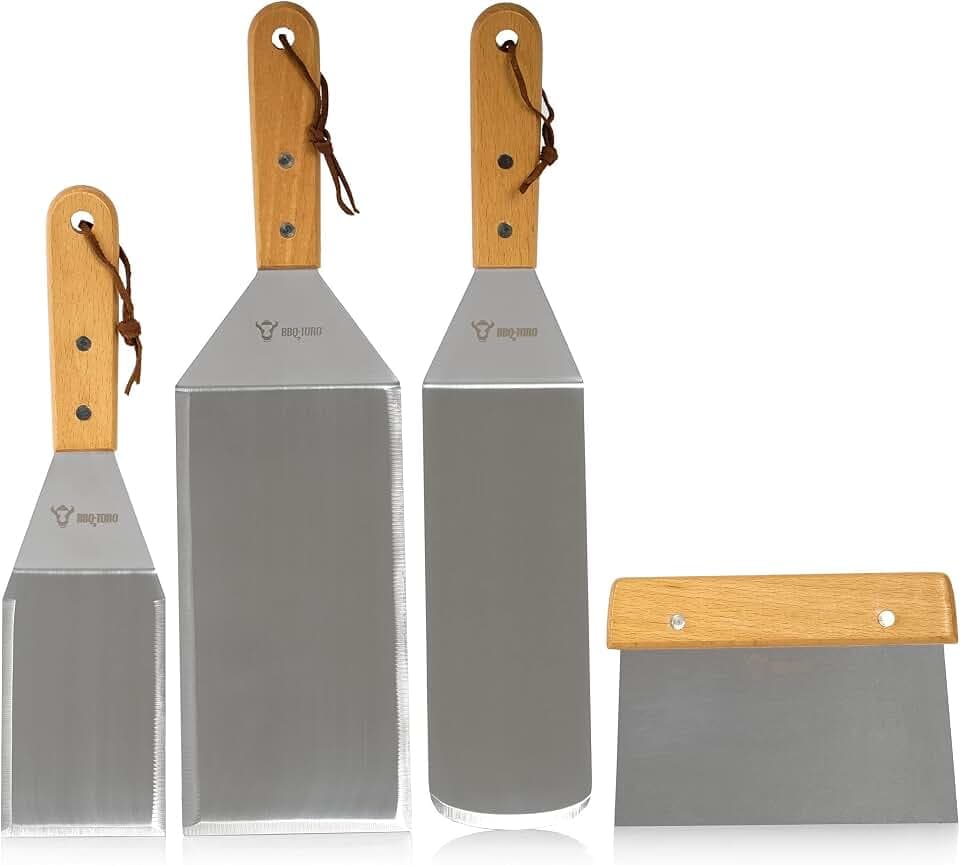 BBQ-Toro 4-teiliges Edelstahl Pfannenwender Set | Plancha Zubehör Set mit Winkelpaletten & Grill Spachtel | Grillbesteck, Teppanyaki Werkzeug