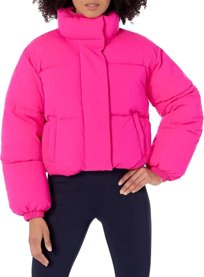 Amazon Essentials Women's Relaxed Fit Cropped Full-Zip Puffer Jacket with Snap Closure, Quilted Matte or Sherpa Fleece