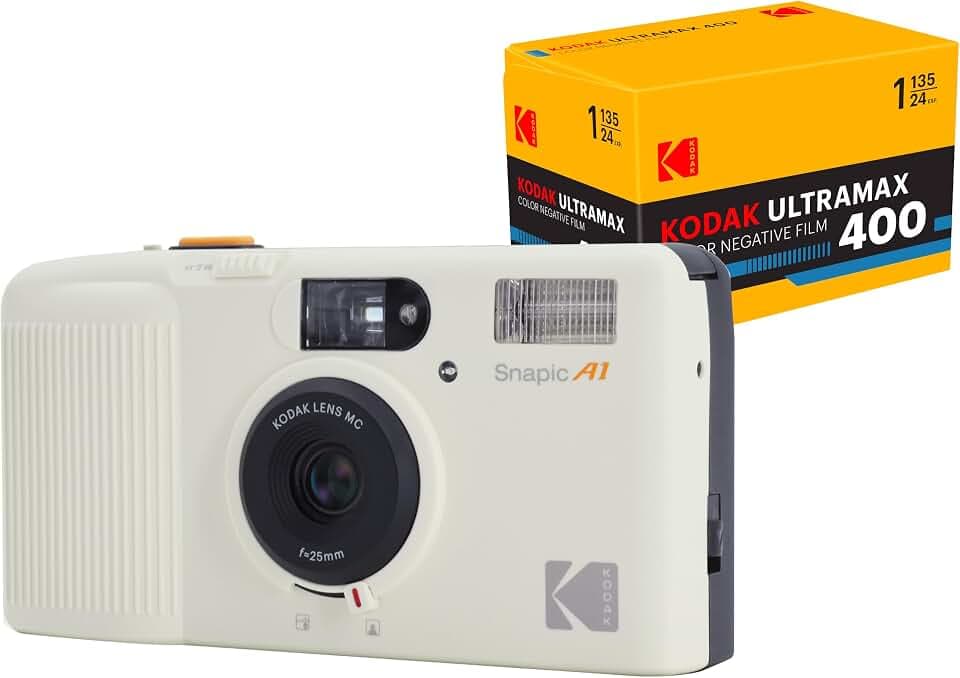 KODAK Snapic A1 35-mm-Filmkamera, 35 mm, wiederverwendbar, 2-Zonen-Fokus, leicht, kompakt (Im Set mit Kodak Ultramax 400/24 EXP 35mm Rollfilm, Elfenbeinweiß)