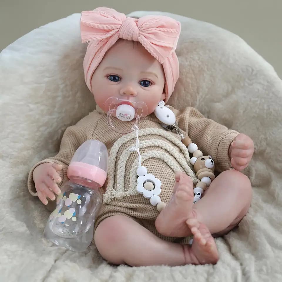WOOROY Realistic Reborn Baby Dolls - 18 Inch Lifelike Newborn Baby Girl, Real Life Baby Dolls with Soft Weighted Body, Real Baby Reborn Gift Set for Kids Age 3+