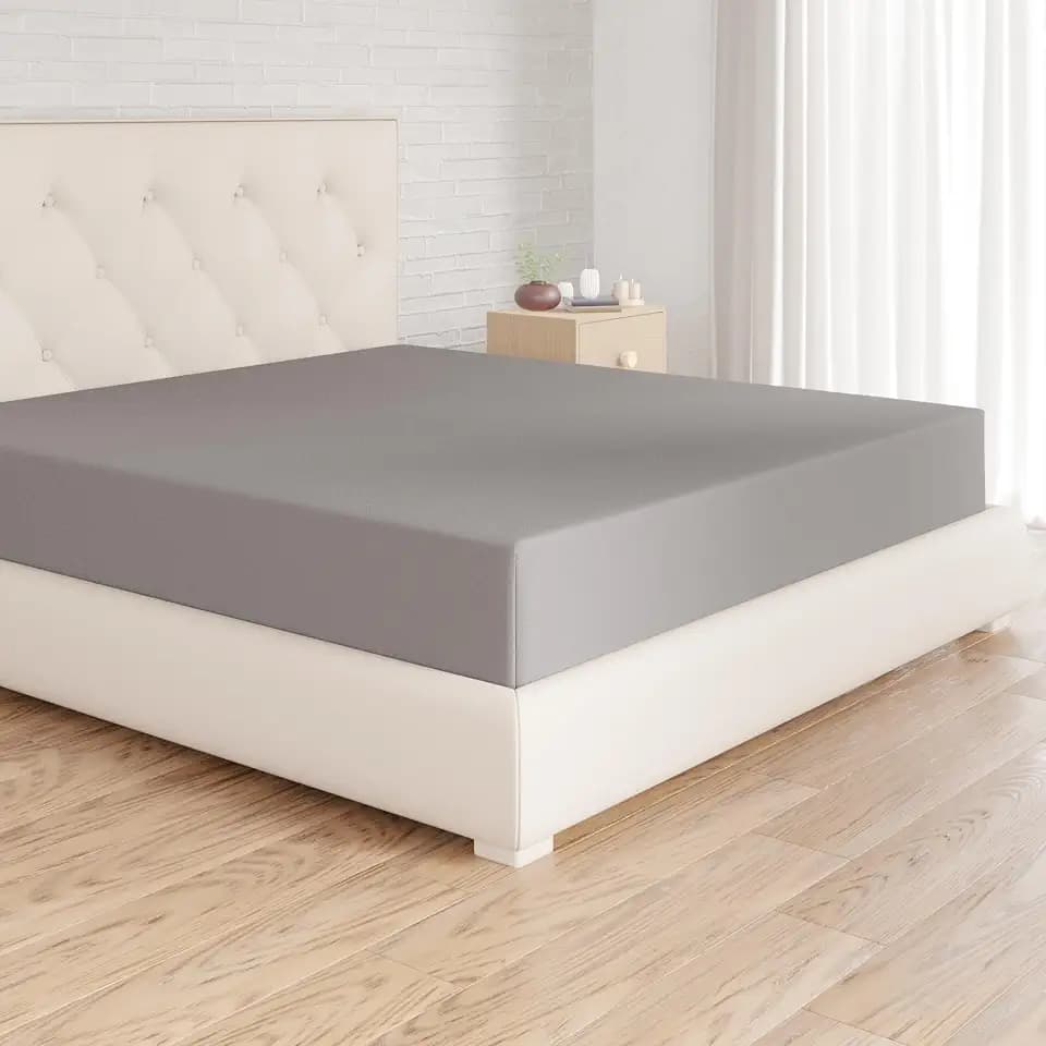 Amazon Basics Spannbettlaken 200cm x 200cm, Mikrofaser, Dunkelgrau, 30cm Höhe