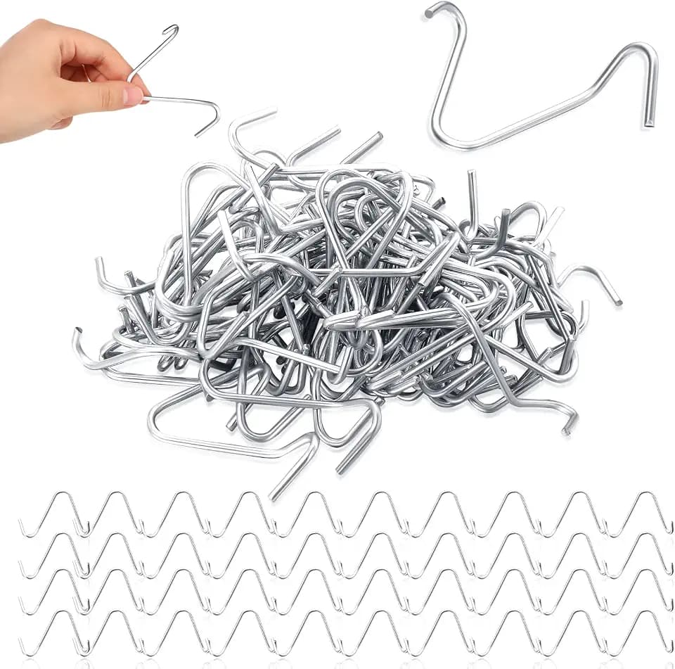 Tatuo 1000 Pcs T Post Clips Bulk Galvanized Steel Fence Clips Rust Resistant T Post Wire Clips Holds up to Bad Weather Conditions for Securing Wire Garden Farm Highway Sport Fences Easy Attachment