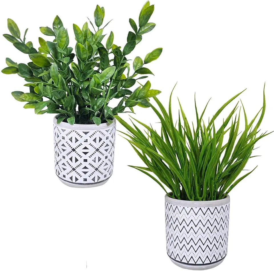 Winlyn Set of 2 Artificial Potted Plants Potted Eucalyptus Plant Artificial Grass in Modern Concrete Plant Pots Outdoor
