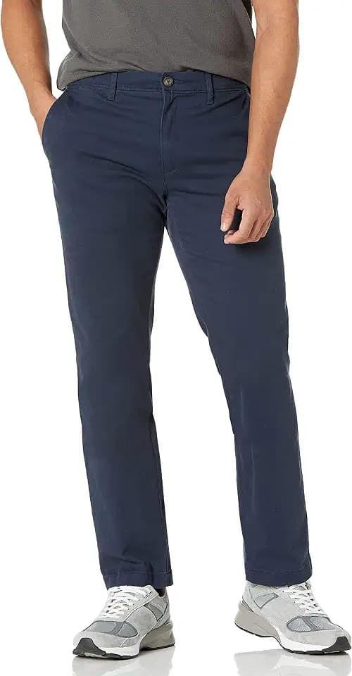 Amazon Essentials Herren Lässige Slim-Fit-Ganztags-Stretch-Chinohose