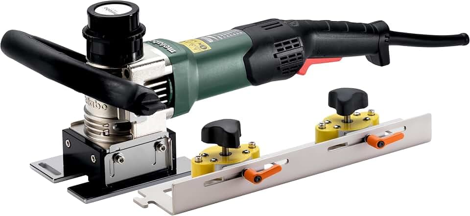 metabo Metall-Planfräse PFM 17, Schweißraupen-Entferner mit VTC-Elektronik | Inkl. Führungsschiene, 3 Hartmetall-Wendeplatten und metaBOX, 0,1-mm-Tiefeneinstellung, 3,6 m Kabel, 1700 W Leistung