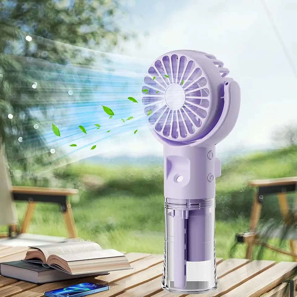 Handventilator mit Wasserkühlung, Tragbarer Handventilator Akku Aufladbar, 4 Modi Und SchlüSselband Handventilator mit Wasser, Hand Ventilatoren Mini Für Büro, Reise, Camping (Lila)
