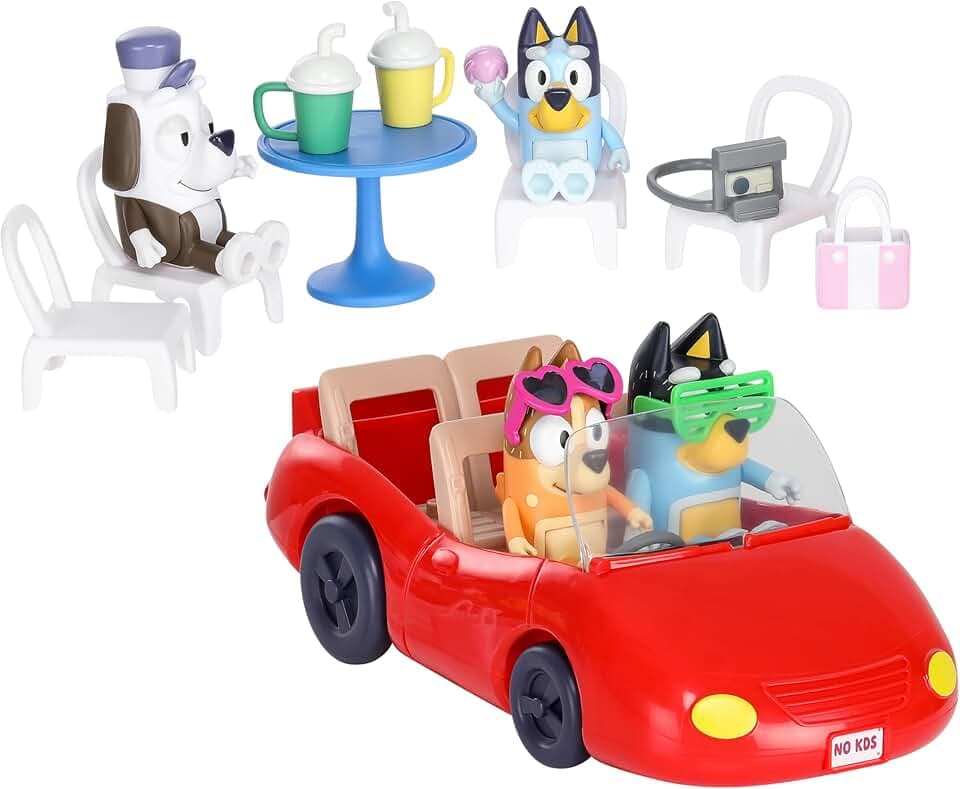 Bluey Escape Convertible Toy Car, 4 Figures & 9 Accessories