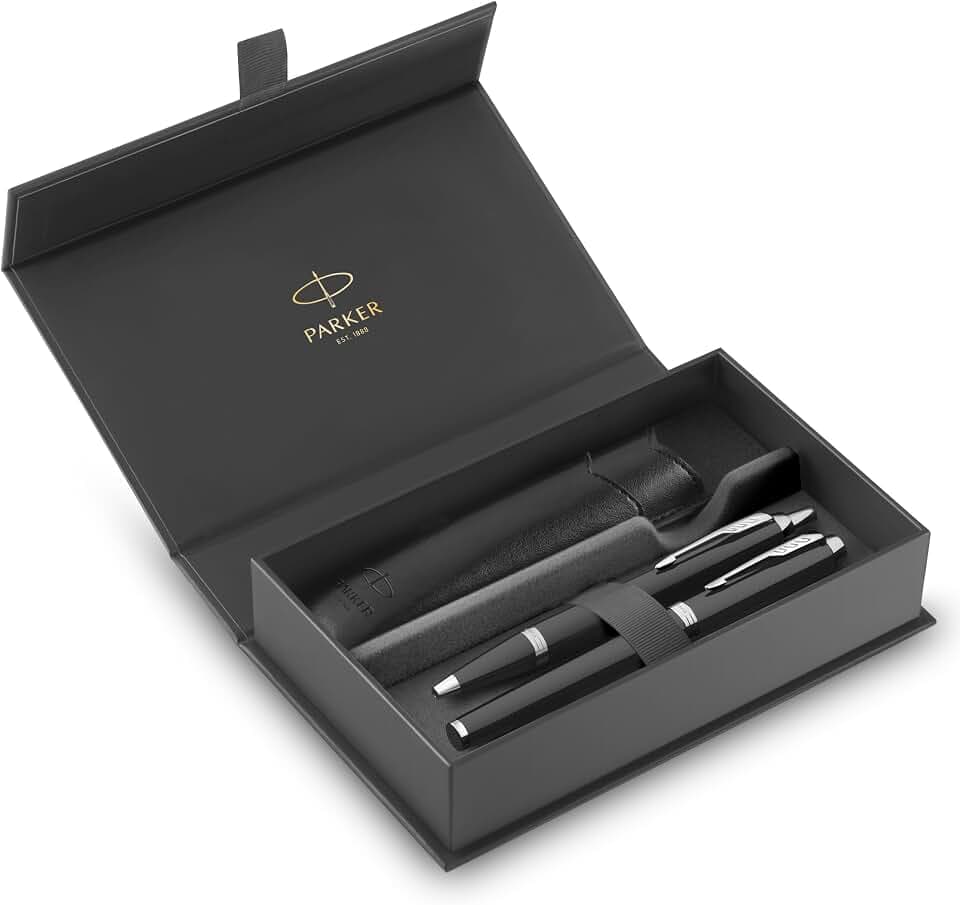 Parker IM Duo Stift-Geschenkset | Füller, Kugelschreiber & Etui | Schwarze Lackierung mit Chromverzierungen | Mittlere Spitze | Blaue Tinte | Perfekte Geschenke zum Schulabschluss