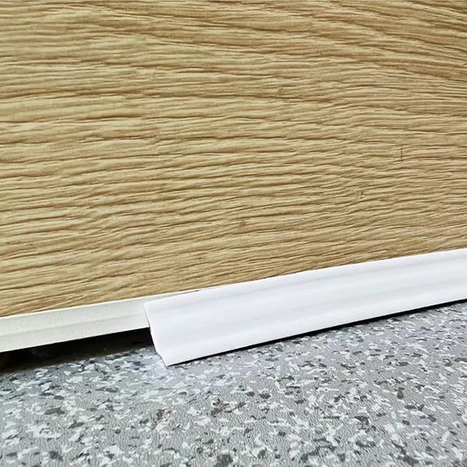 3 Meter selbstklebendes Dichtungsband aus PVC, flexible Zierleiste für Badewanne, Toilette, Theken, Sockelleiste, Rand des Bodens und der Fliesen, 21 x 15 mm, Weiß