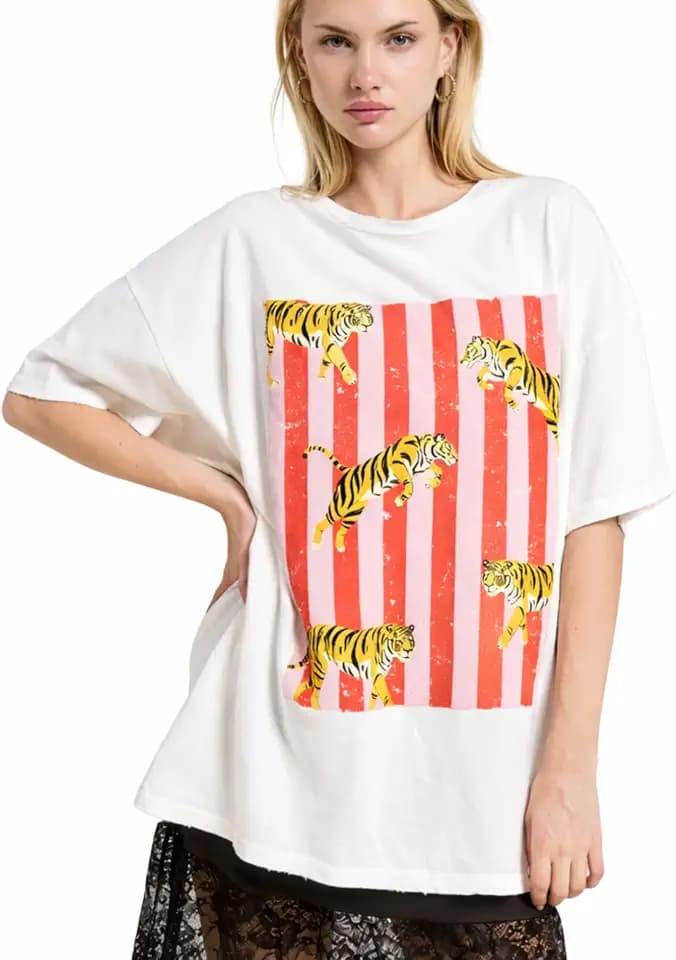 Vintage Tiger Graphic Tee for Women – Very Oversized Relaxed Boyfriend Fit Streetwear T-Shirt