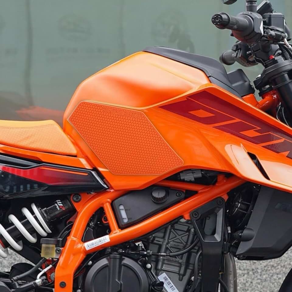 Motorcycle Tank Grip Protector Pads, Anti-Slip Honeycomb Design, Compatible with Suitable for KTM Duke390 Duke250Duke150 24 years- (orange)