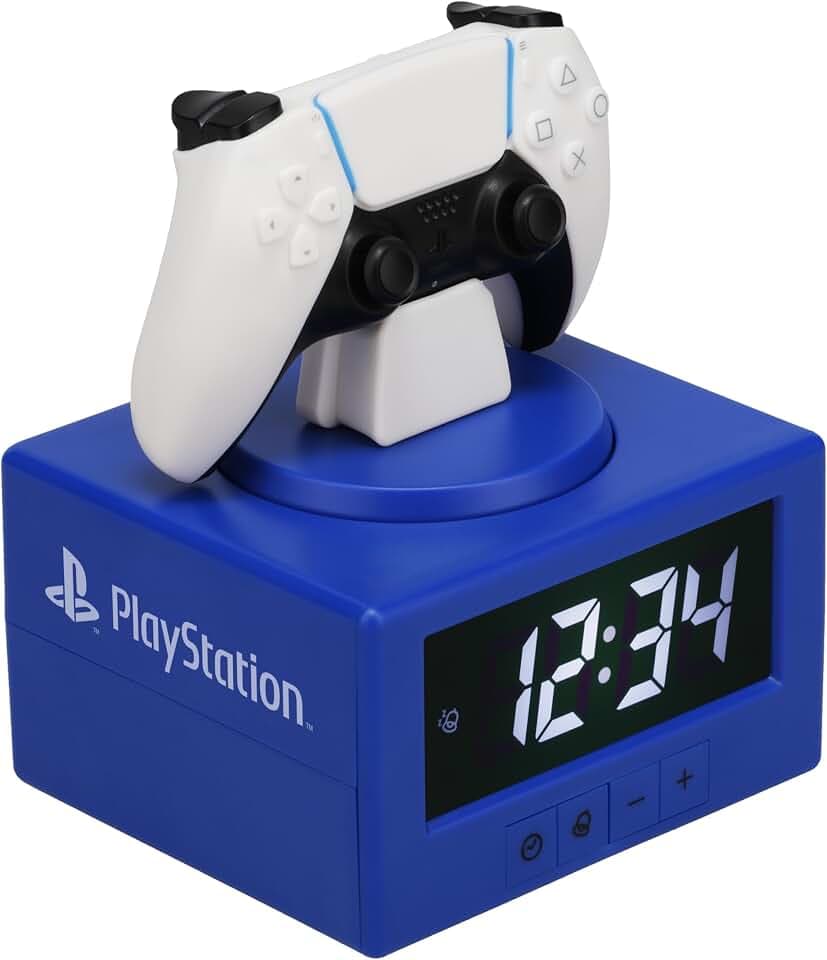 Paladone Wecker, digital, mit Nachtlichtfunktion, Motiv: PlayStation DualSense Controller, offiziell lizenziert, Gaming- und Schlafzimmerdekoration für Kinder und Jugendliche