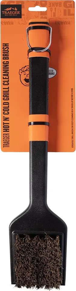 Traeger Grills Hot n' Cold Grill Cleaning Brush, Natural Palmyra Bristles