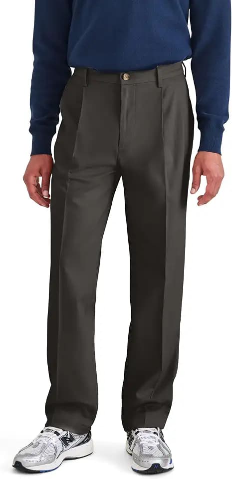 Relaxed Fit Signature Iron Free Khaki with Stain Defender Pants - Pleated