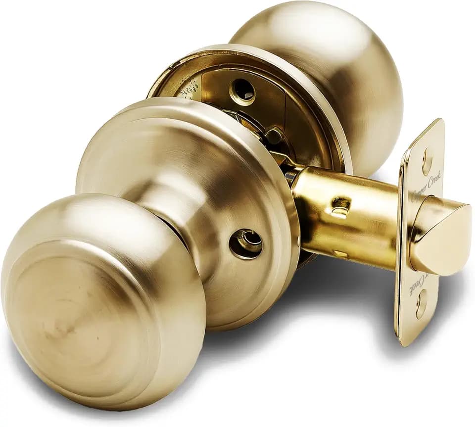 Copper Creek Colonial Passage Interior Door Knob – ANSI Grade-3 Certified, Modern Heavy Duty Handle, Easy Install and Reversible for Bedroom, Bathroom and Closets – Polished Brass (1 Pack)