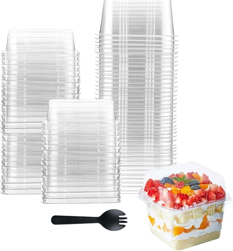 Hniuyun Dessertbecher Kunststoffbehälter Plastikbehälter aus Kunststoff mit Deckel und Löffel, quadratisch, transparent, für Cupcakes, Pudding, Joghurt, Mousse und Eis, 50 Stück