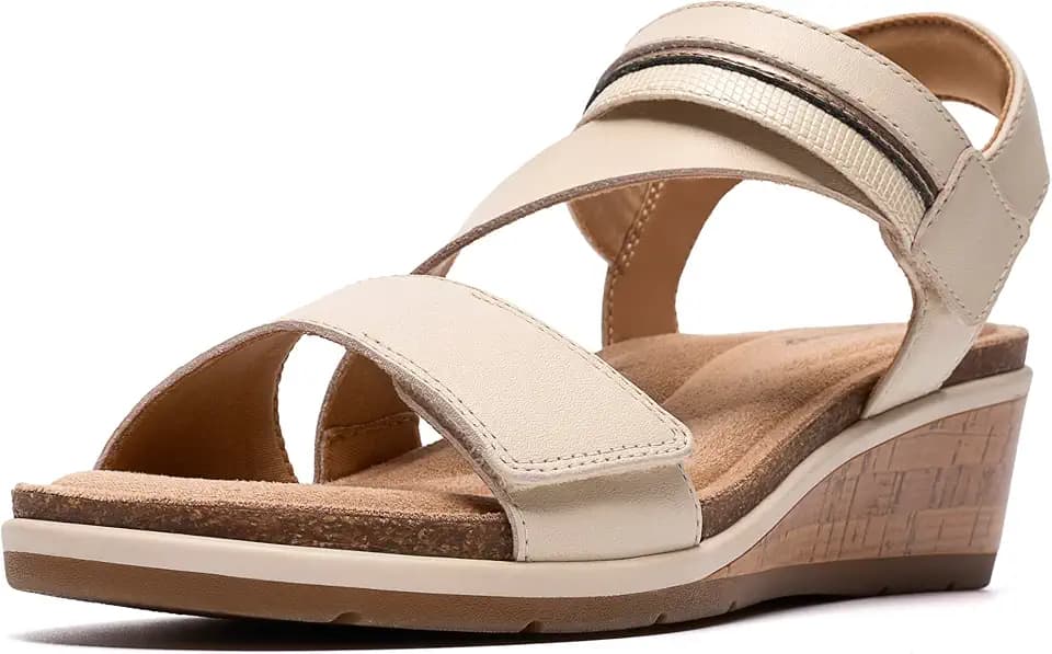 Clarks Women's Kacha Wave