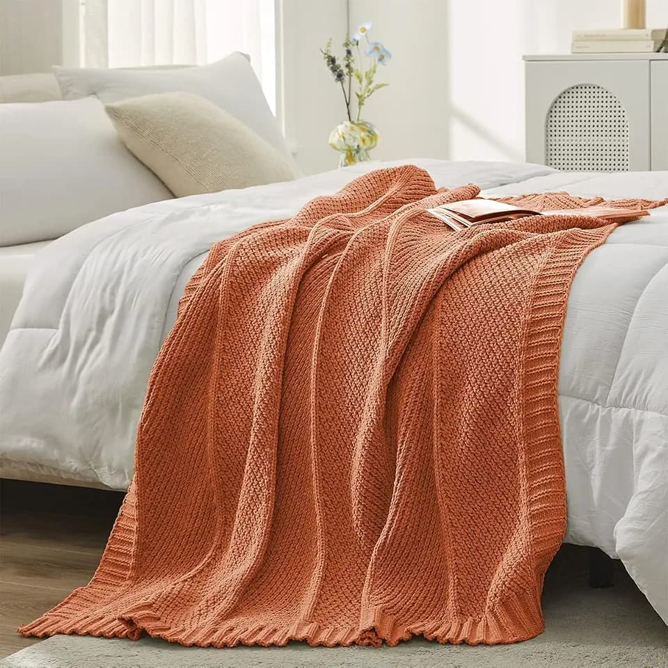 Amélie Home Chenille Knit Throw Blanket for Couch, Orange, 50"x60"