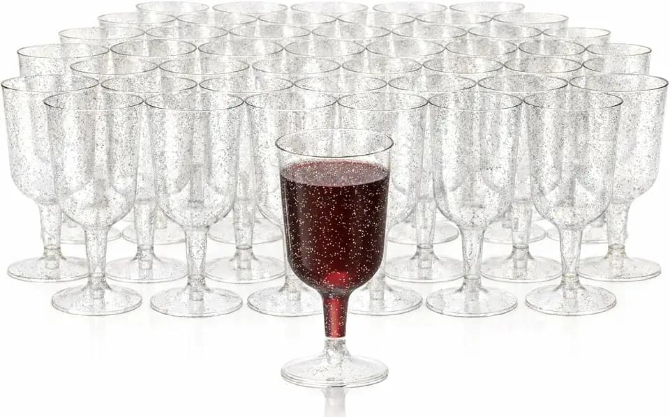 MATANA 50 Premium Elegante Plastik Weingläser mit Silberglitter, 180ml - Mehrweg Cocktailgläser, Gold Weingläser aus Kunststoff, Weinbecher für Hochzeiten, Geburtstage & Partys