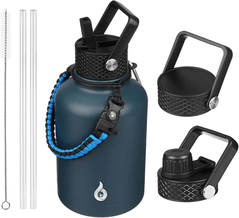 BJPKPK Isolierte Trinkflasche mit Strohhalm-Deckel, 1.5L Große Wasserbecher, Edelstahl Vakuumflaschen, Heiß- & Kalt-Thermosflasche mit 3 Deckeln und Paracord-Griff, Marineblau