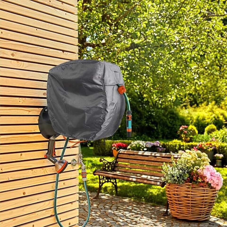 SPORTARC Gartenschlauchtrommel Abdeckung, Wandmontierte Schlauchtrommel Abdeckung, einziehbare Schlauchtrommel Schutzhülle mit 420D Silber beschichtetes Oxford-Tuch, schwarz 1401320737