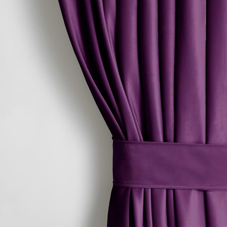 RESTILO Set Vorhang H 245 x B 140 cm mit Raffhalter 54 x 10 cm Optik Velvet