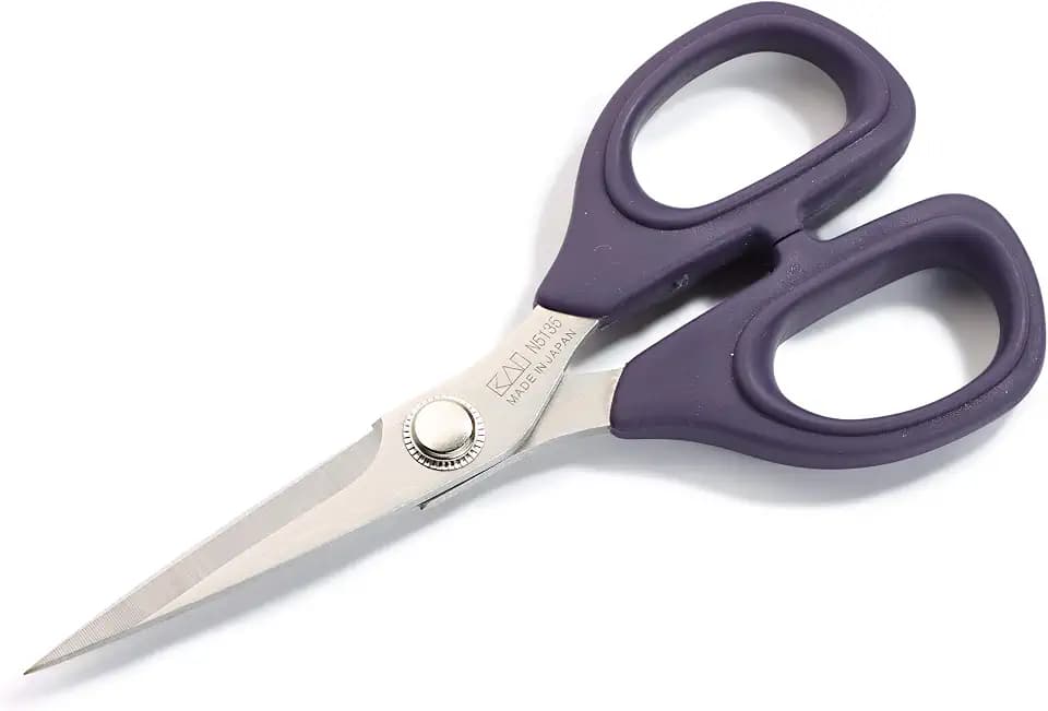 Prym 611510 Stick- & Bastelschere Professional 13 cm – Präzisionsschere mit Edelstahlklingen & Softgriff – Vielseitige Handarbeitsschere für Stoff, Papier & Bastelarbeiten, Lila