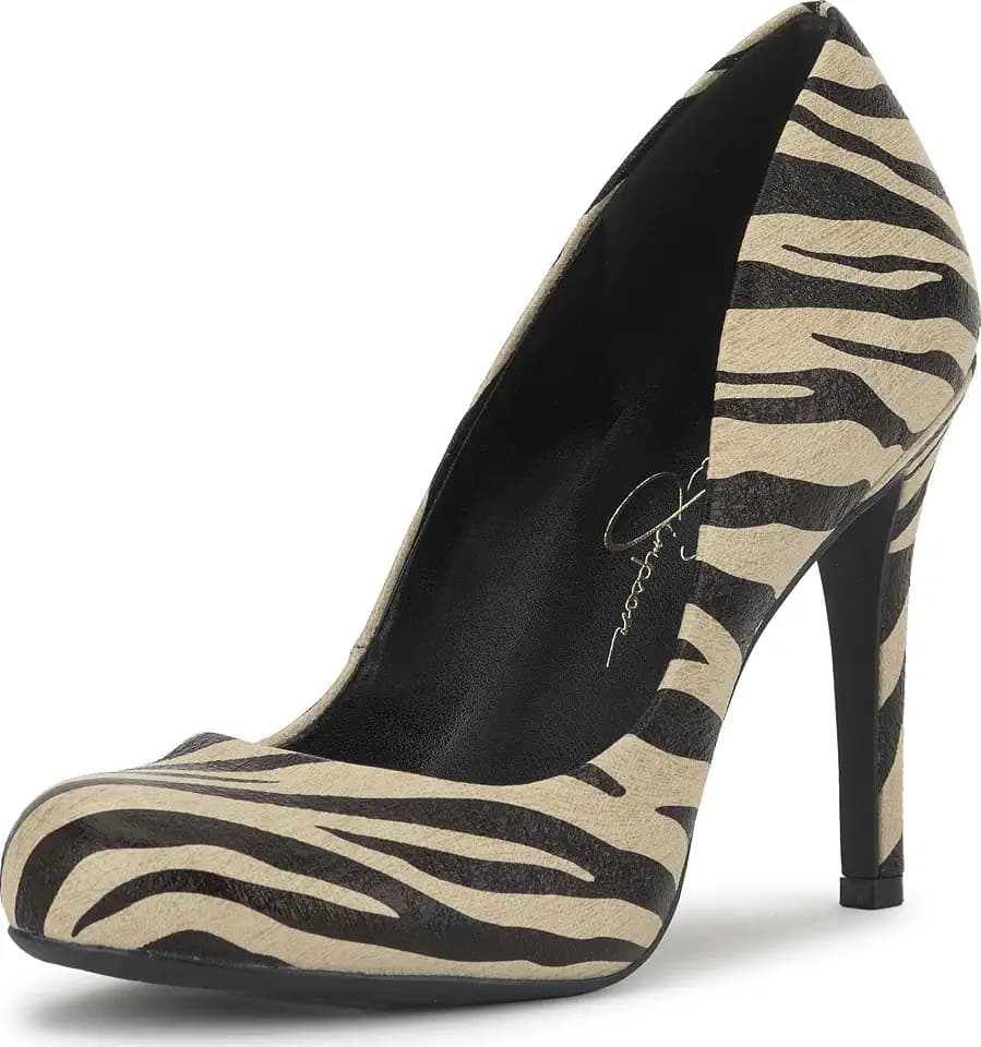 Jessica Simpson Women's Calie Classic Pump