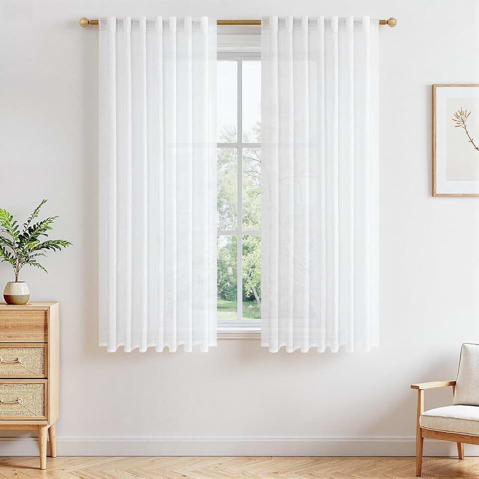MRTREES Gardinen Weiss Leinenoptik Wohnzimmer Modern Kurz Fenster, Vorhang Leinen Halbtransparent 2er Set H 160 x B 140 cm Kurze Vorhänge für Küche Kinderzimmer, mit Verdeckten Schlaufen