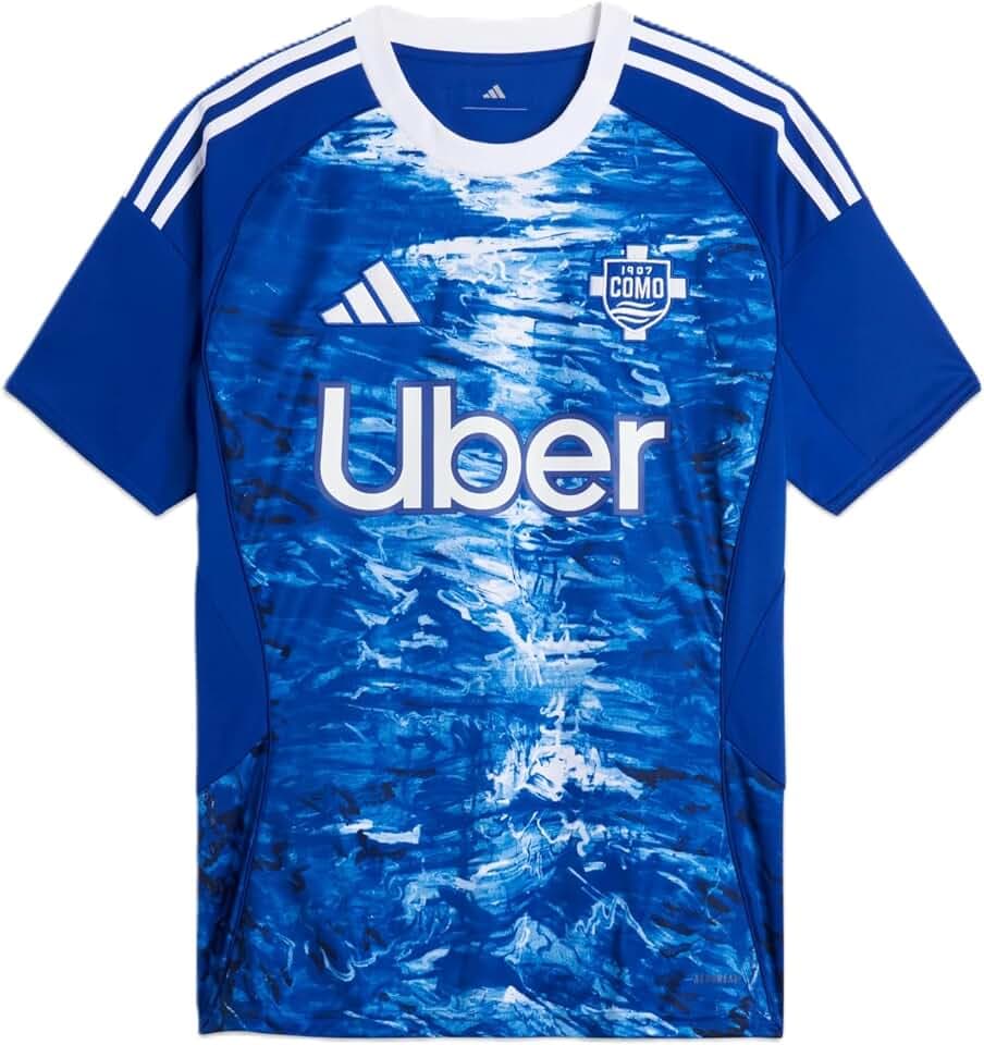COMO 1907 Offizielles Renntrikot Saison 2025/26. Atmungsaktives Fußballtrikot mit Design, inspiriert vom Comer See. Original Produkt mit Club-Wappen.