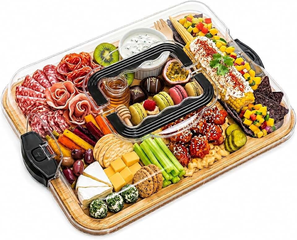 Servierplatte mit Deckel aus Bambus | Charcuterie Board – Käseplatte mit 6 Fächern & Tragegriff, Holzbrett für die Küche, tragbare Snackplatte als Einweihungsgeschenk für Frauen und neues Zuhause