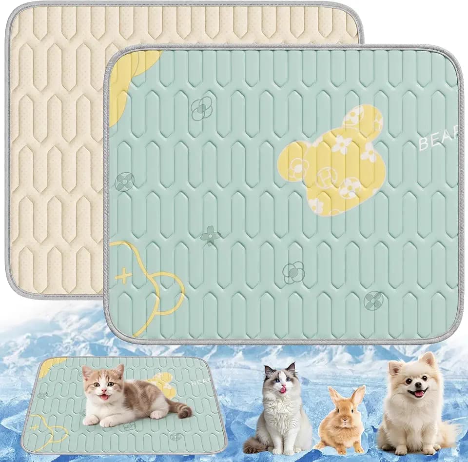Ninonly Selbstkühlend Kühlmatte Hund Latexmatte Kühlmatte Katze Ohne Wasser Ohne Batterie rutschfest Tragbar perfekt für Hund,Katze Sofas, Zuhause,Unterwegs,Auto Grünes Bärenmotiv 50x40cm