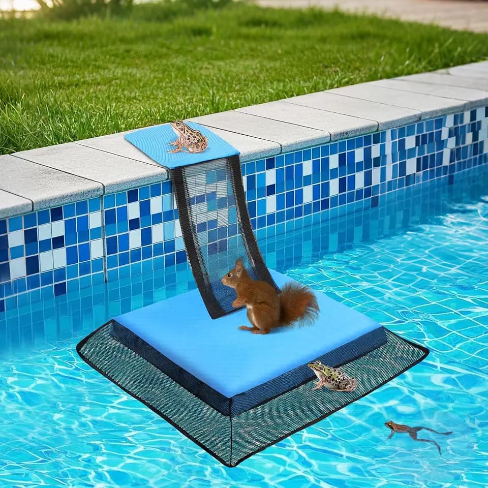 Animal Saving Escape Ramp, Animals Saver for Swimming Pool Critter, Rescue for Toads, Lizards, Ducks, Snakes, Chipmunk, Mice, Blue